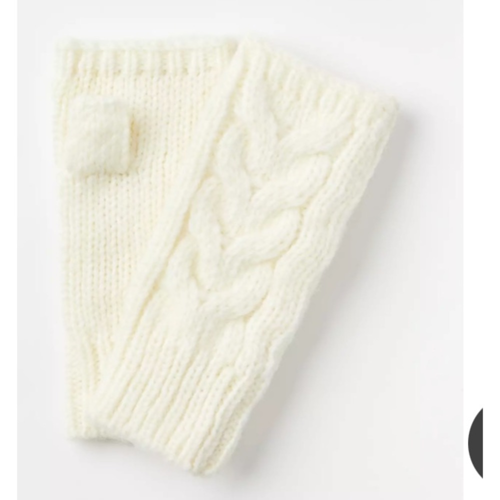LOFT NWT‎ Cable Fingerless Gloves - Ivory Irish Cream